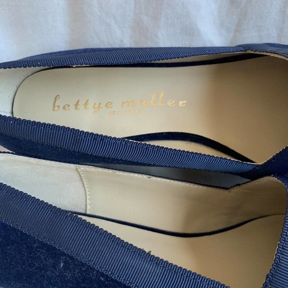 Bettye Muller Loafers Blue Velvet Ribbon 6.5 heel - Picture 6 of 10